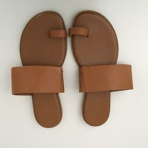 🔥Michael Kors🔥leather camel colored sandals